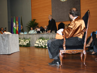 El consejero de Economía, Antonio Ávila, durante la inauguración del curso acadé