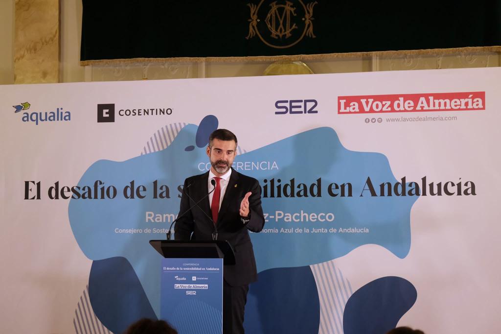 Ramón Fernández-Pacheco ofrece una conferencia sobre el desafío de la sostenibilidad en Andalucía.