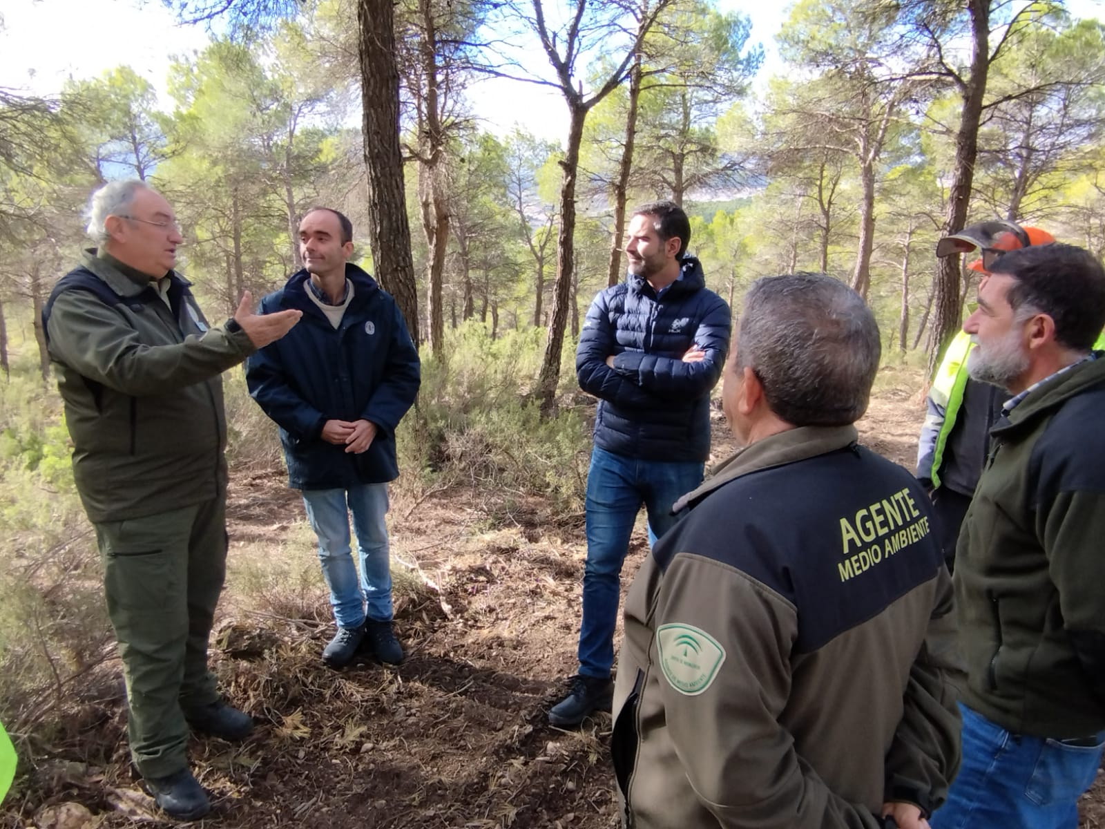 Ramón Fernández-Pacheco visita el Parque Natural de Sierra María-Los Vélez para conocer los tratamiento preventivos que se están llevando a cabo en Sierra Larga.