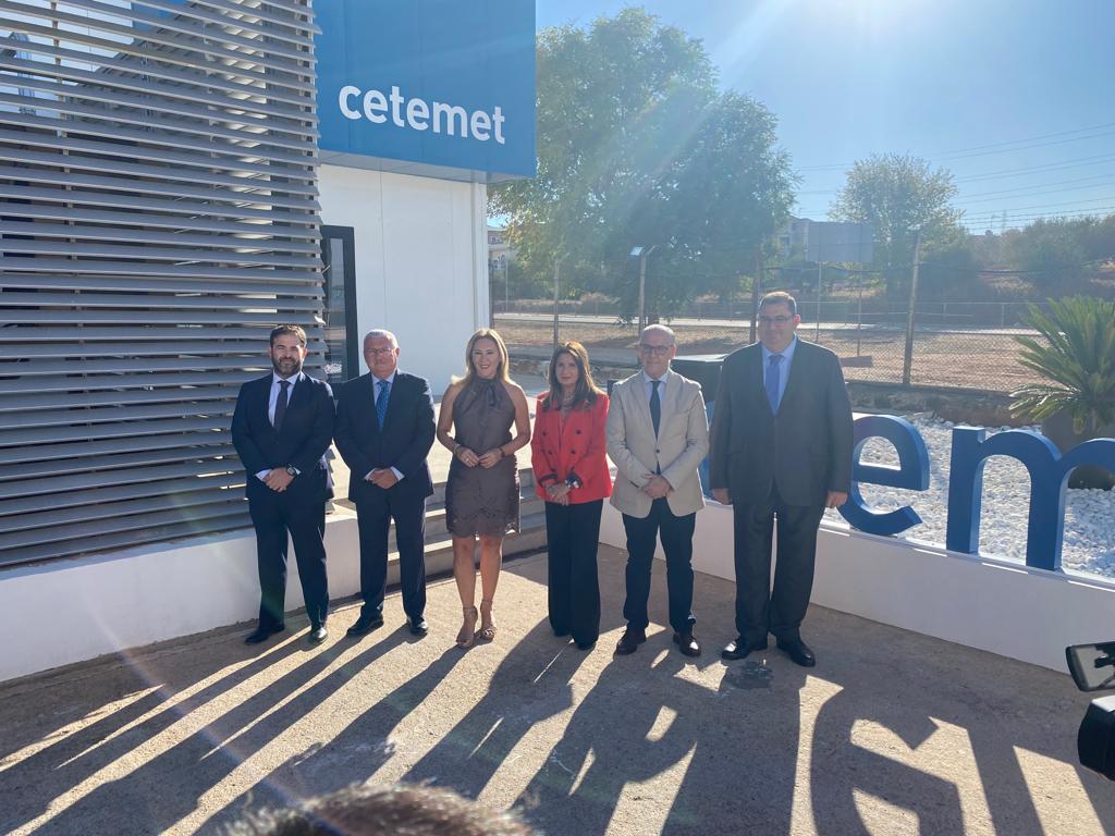 Carolina España visita CETEMET