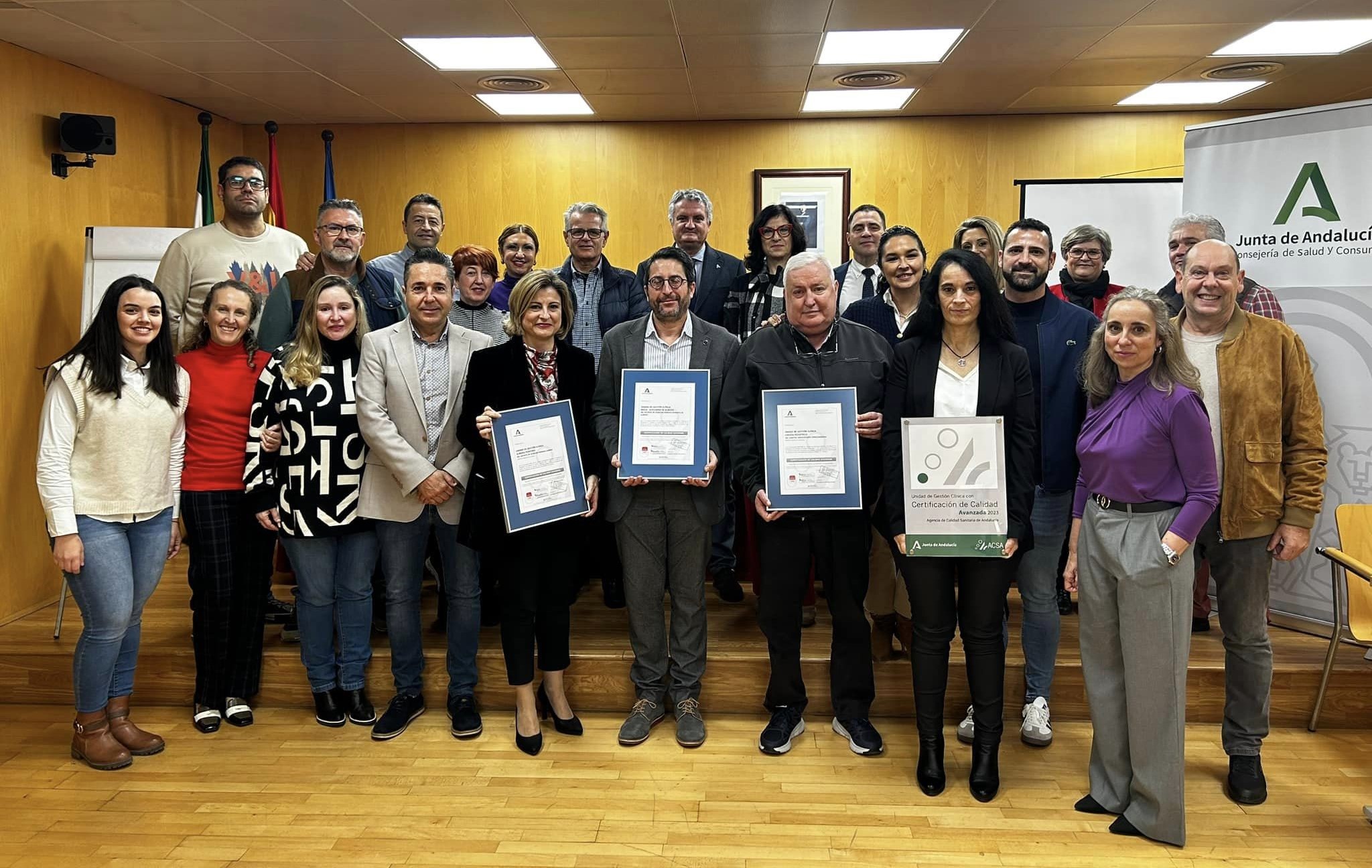 Entrega de certificación de calidad a 3 unidades de la provincia Almería_060224