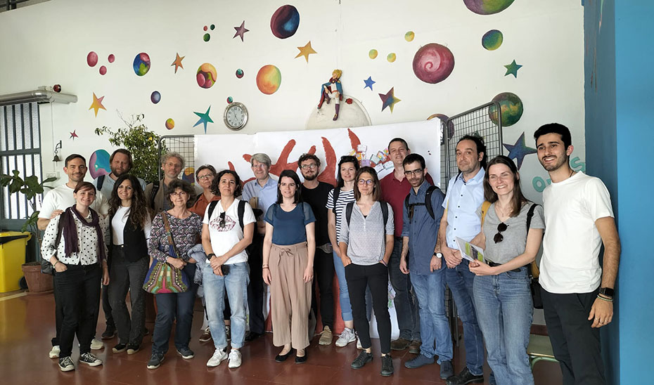 Una delegación de periodistas europeos conoce varios proyectos solares en la provincia de Sevilla.