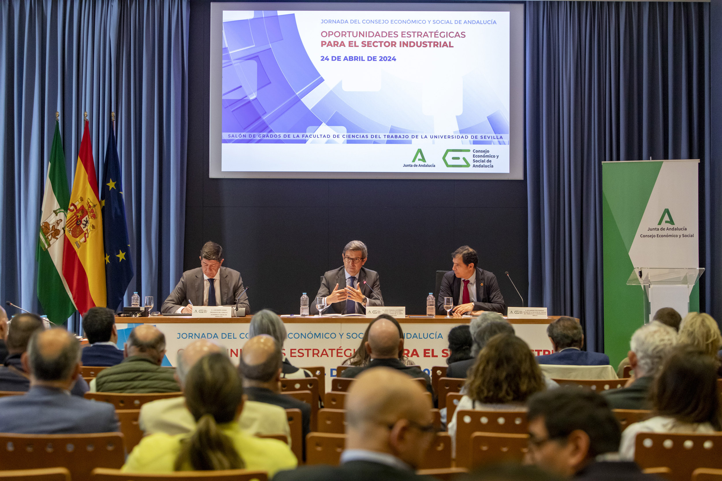 Inauguración de la Jornada "Oportunidades Estratégicas para el Sector Industrial"