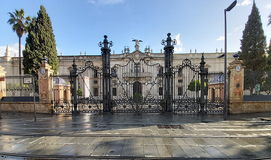 Fachada de la Universidad de Sevilla