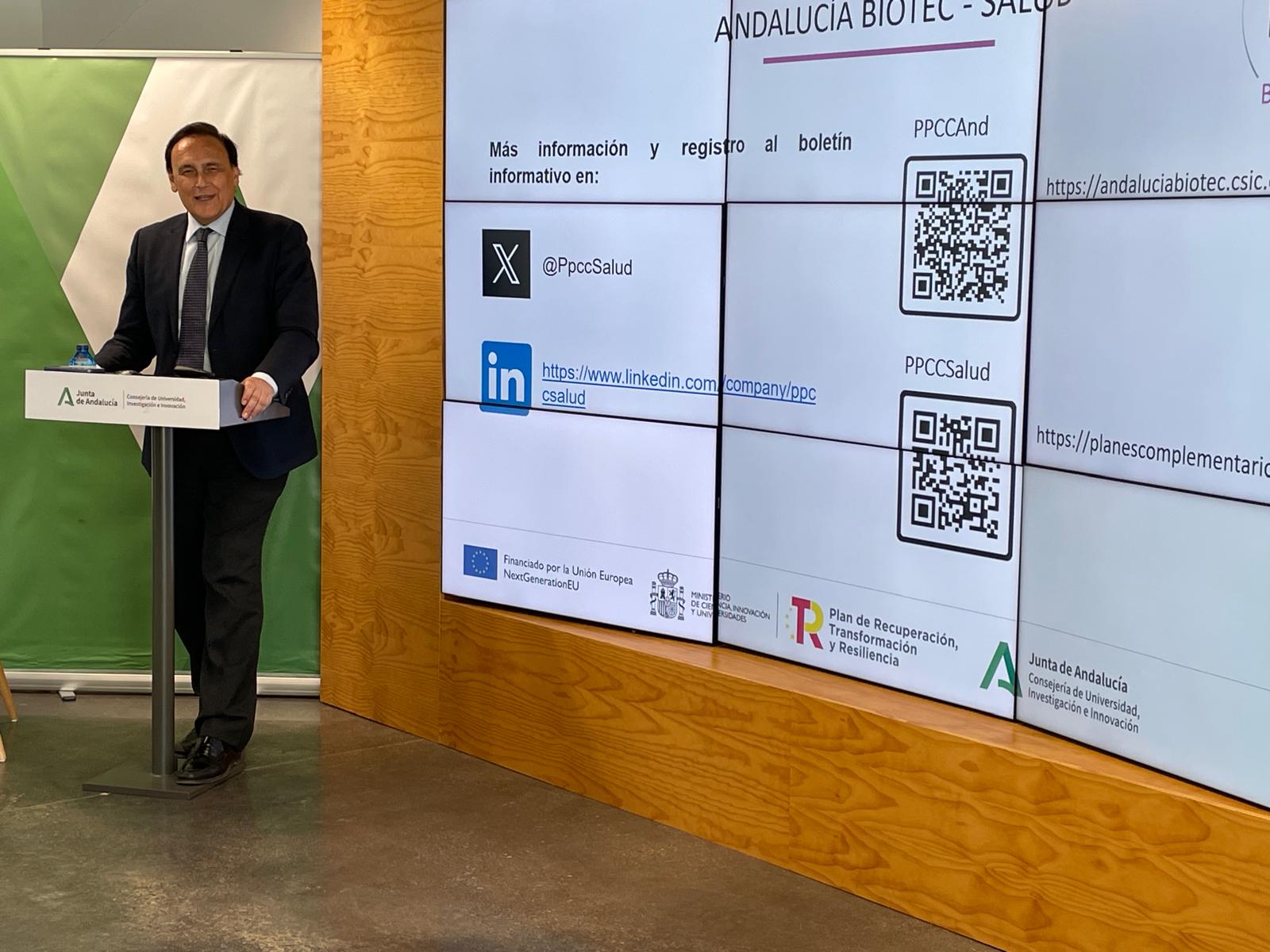 Villamandos en la presentación del Plan Complementario de Biotecnología 