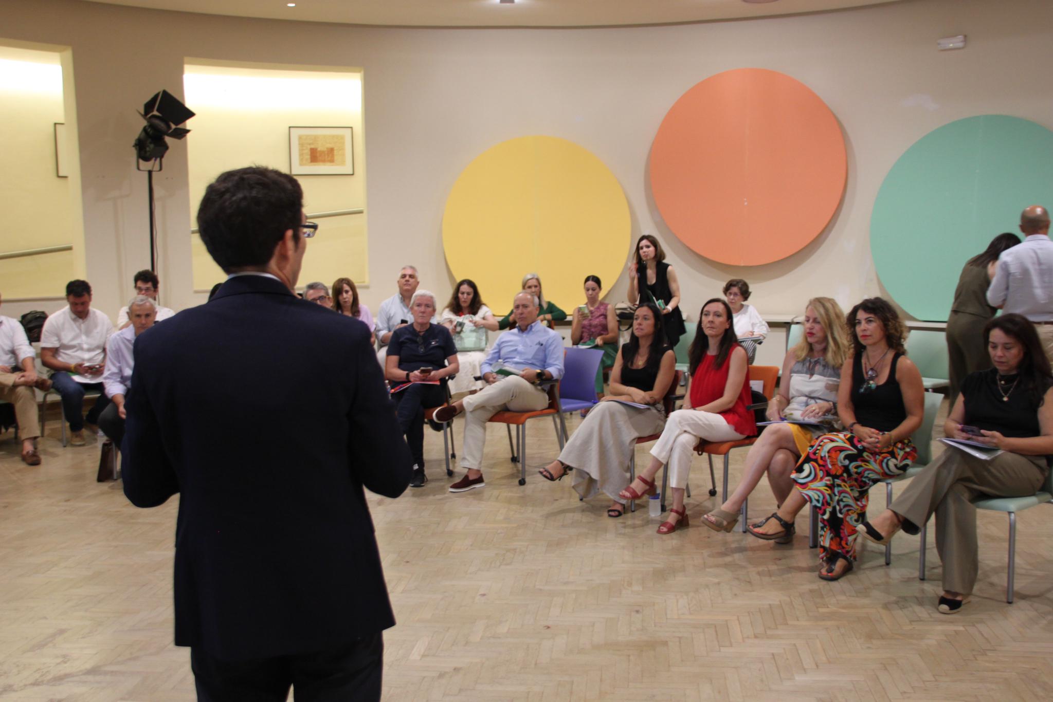 Jornada de trabajo para el PEATA en la sede del IAAP