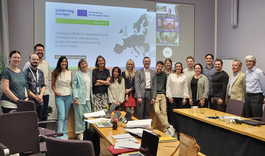 Representantes de los seis países de la Unión Europea participantes en el proyecto europeo REC4EU en un encuentro en Finlandia.