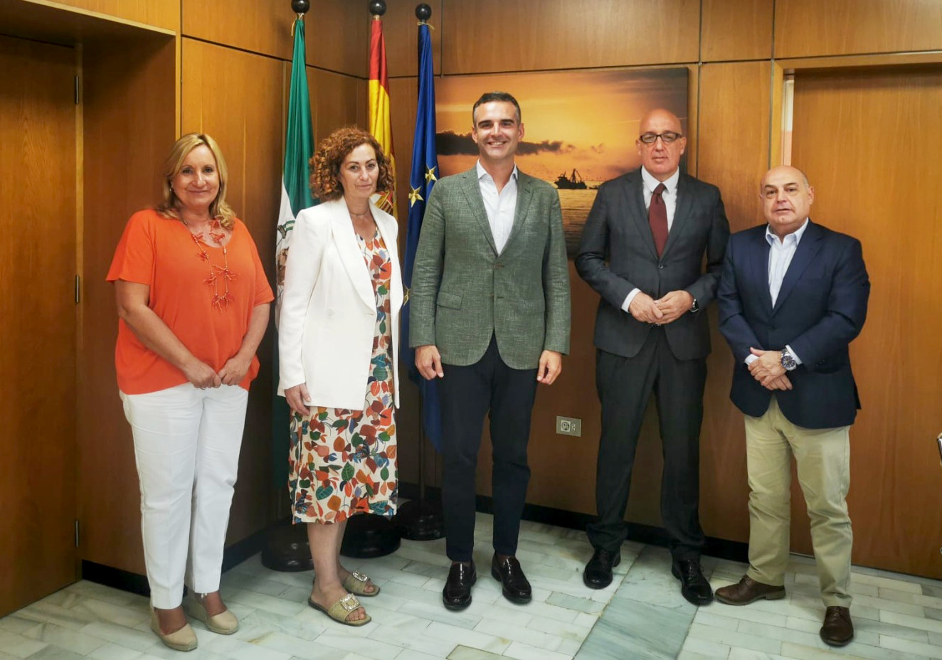 Ramón Fernández-Pacheco se reúne con el presidente del Clúster Marítimo-Marino de Andalucía, Javier Noriega