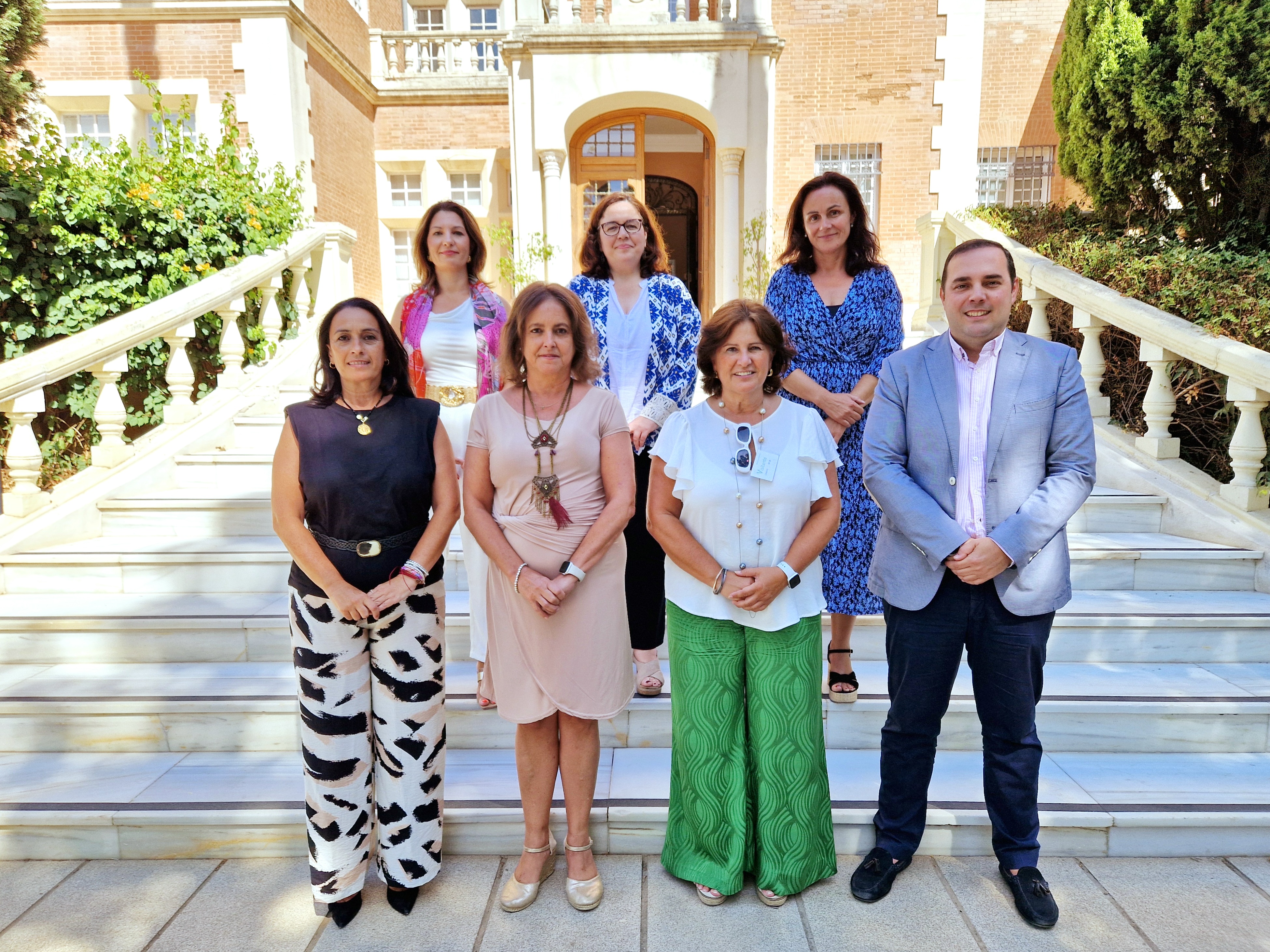 Foto de familia con la consejera.