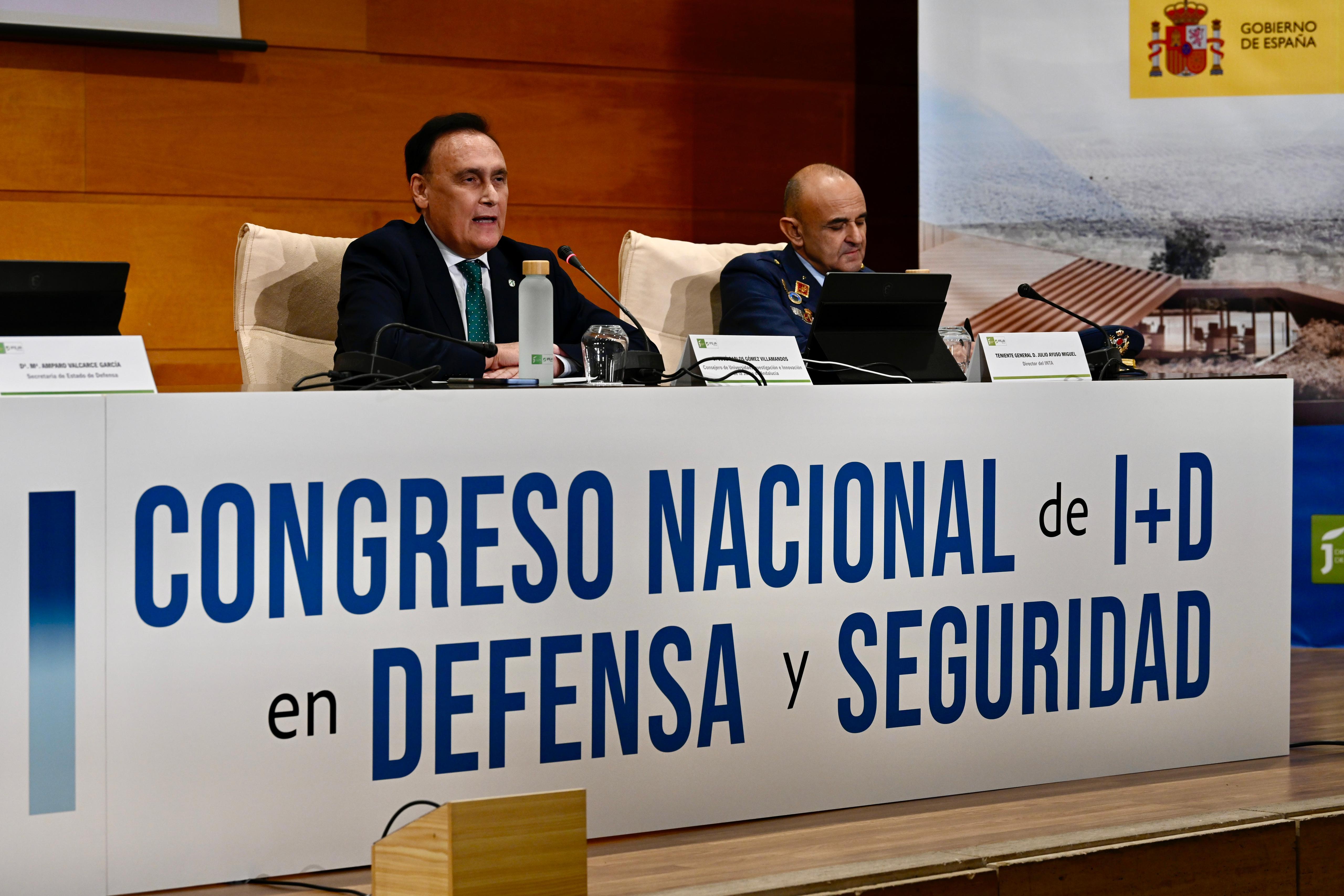 Gómez Villamandos en el Congreso Nacional de I+D en Defensa