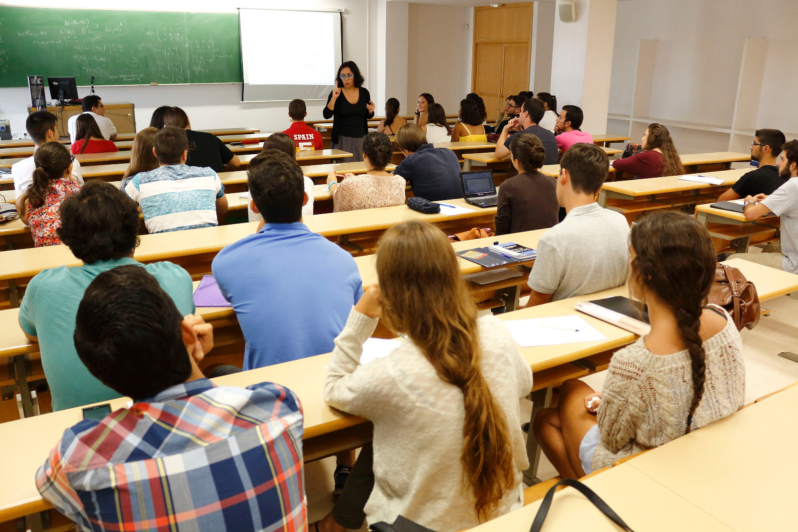 Estudiantes universitarios