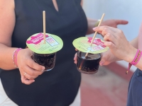 La Junta distribuirá pegatinas tapa vasos e instalará puntos InfoMujer en las ferias y festivales de verano