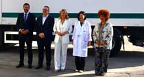 Carolina España visita la empresa Aceites Málaga