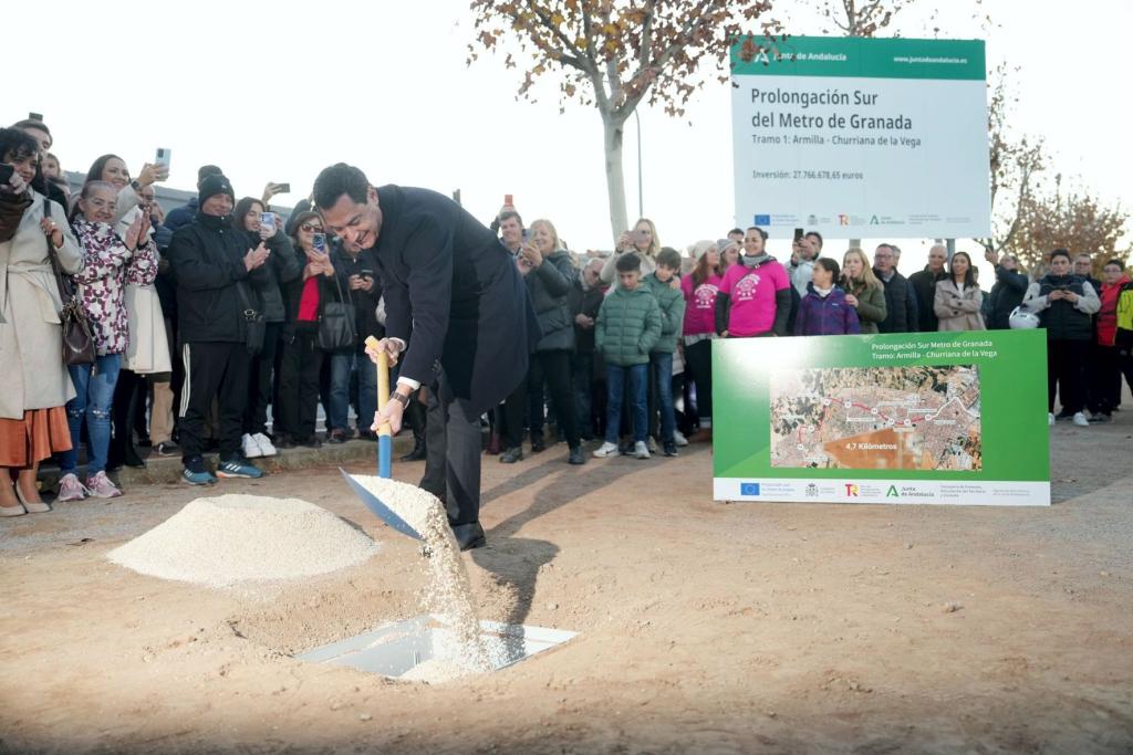 Primera piedra de la prolongación sur en Churriana de la Vega.