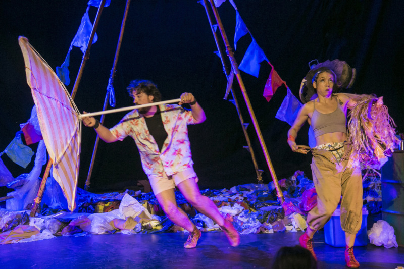 Espectáculo 'Cateura', de Alas Circo Teatro,